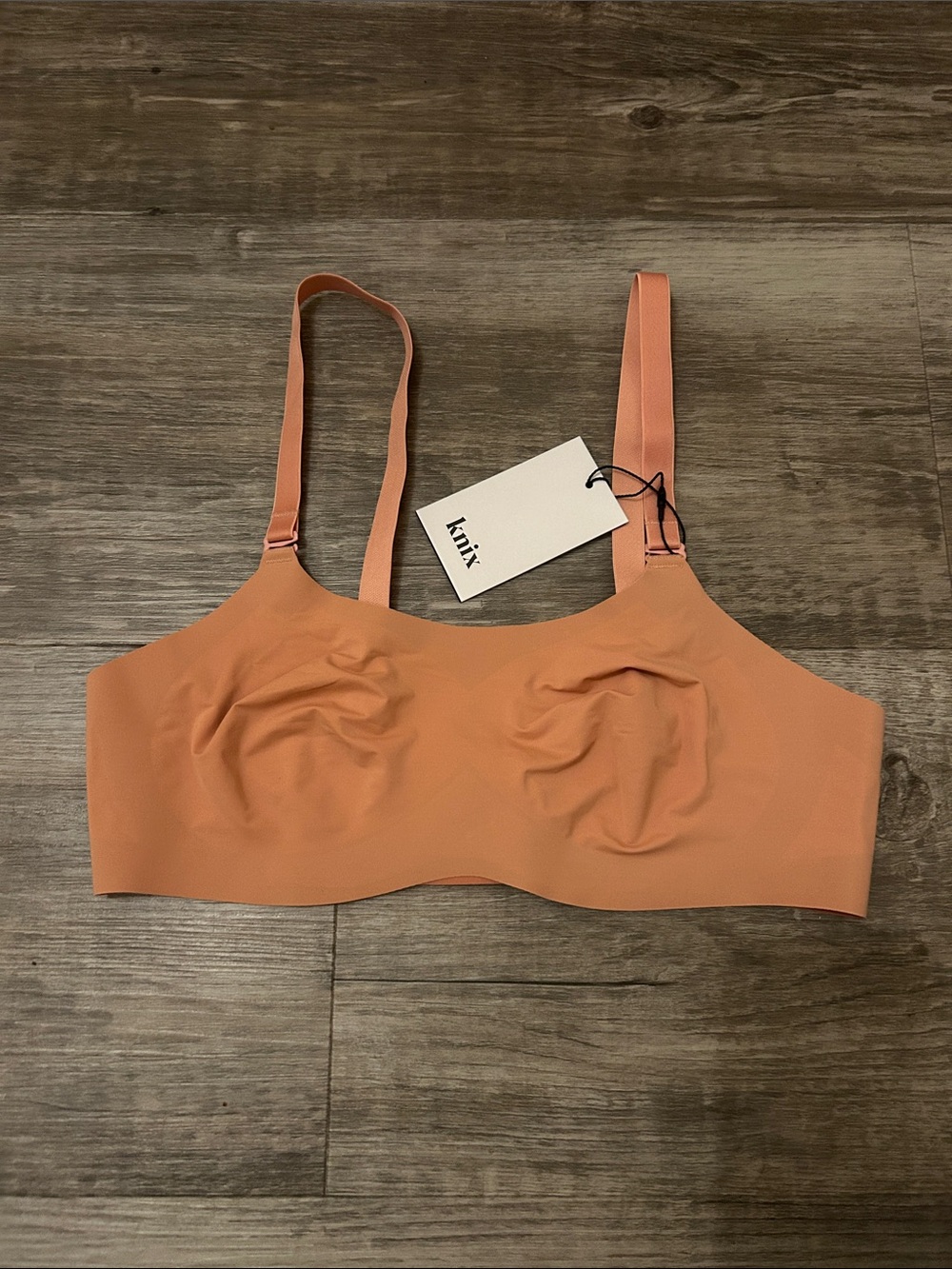 Knix Evolution bra size 2- Seamless Bra in Pink ginger/Sahara
